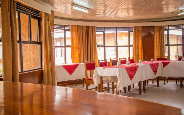Hotel Genevieve