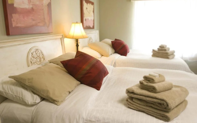 Lakeview At Fontana A Rustic Mountain Inn & Spa