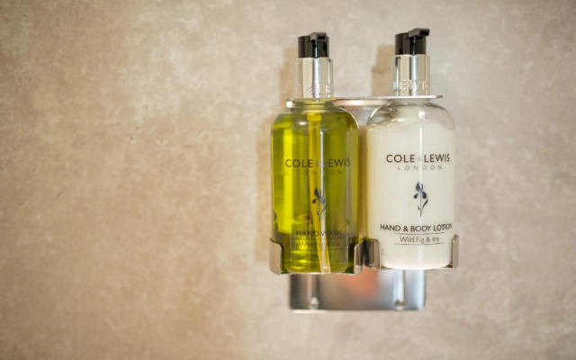 The Downe Arms Hotel