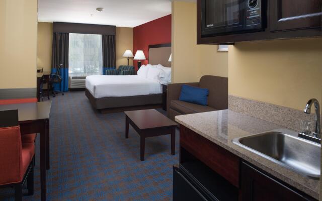 Holiday Inn Express & Suites W. Monroe by IHG