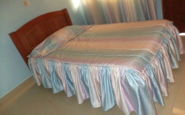 Skynest Country Hotel