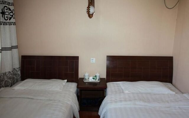 Yanying International Youth Hostel