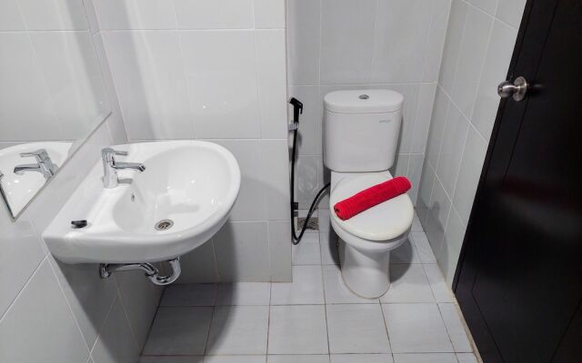 Vibrant And Nice Studio At Casa De Parco Apartment