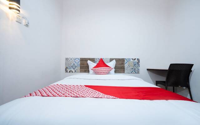 Art Guest House Syariah by OYO Rooms
