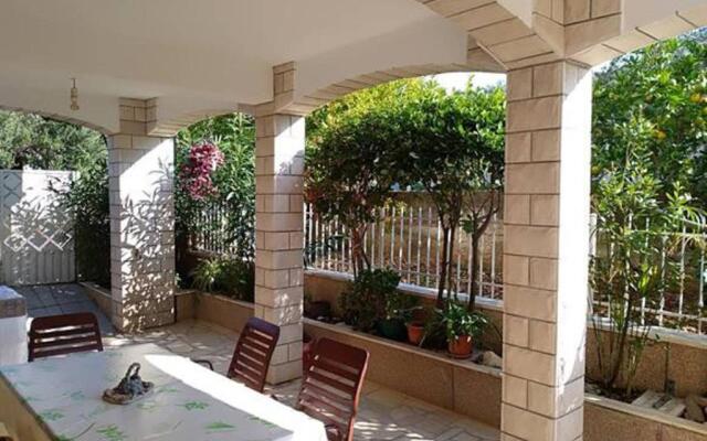 Romantic Apartment With Sea View Vinišće, Dalmatia