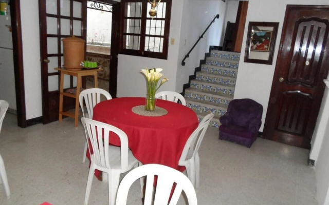 Casa Landivar Hotel