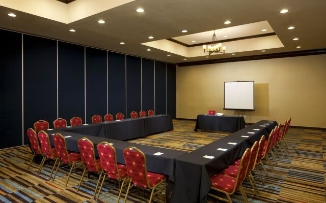 Fairfield Inn & Suites Houston Intercontinental Airport