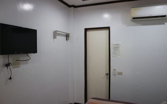Lolo Panding Inn