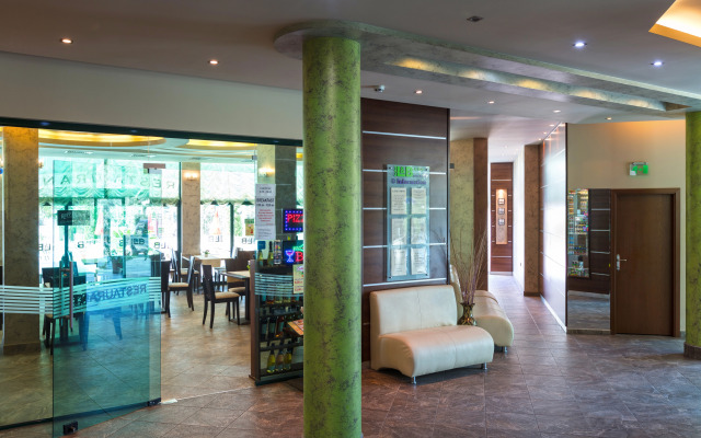 L&B Hotel