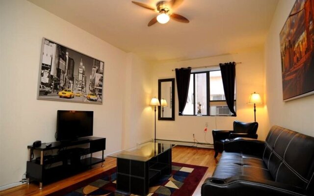 Brooklyn Deluxe Suite Apartments