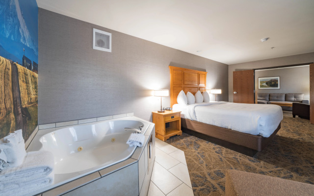 Best Western Plus GranTree Inn