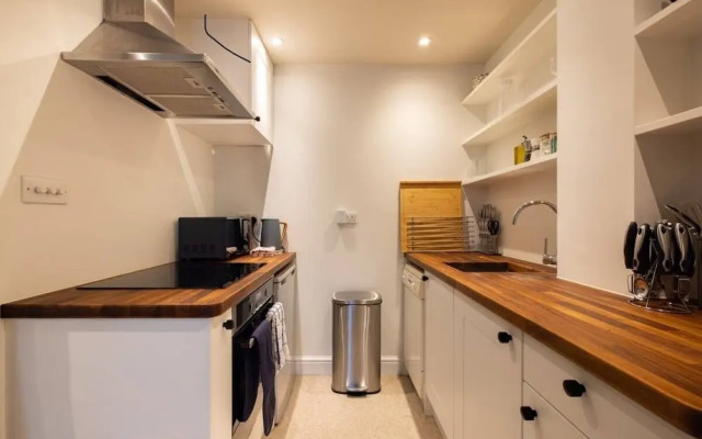 The Elephant Castle Hideaway - Stunning 1bdr Flat With Patio
