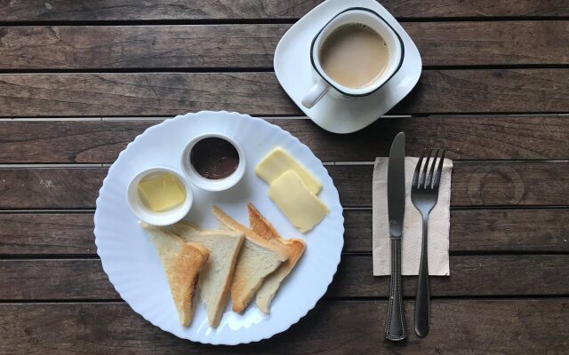 Hometown Hotel Makati - Edsa
