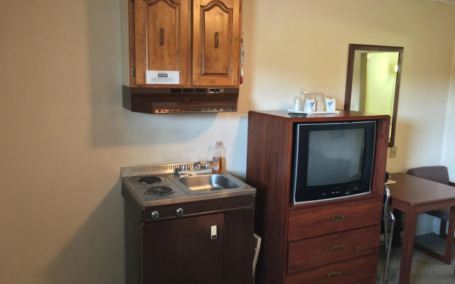 Fairway Inn