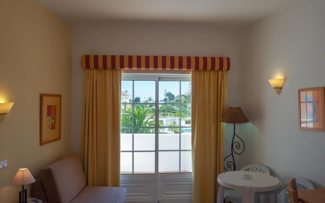 Luz Bay Hotel