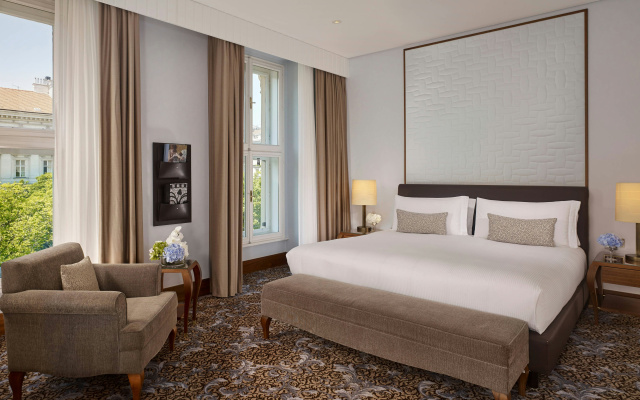 The Ritz-Carlton, Vienna