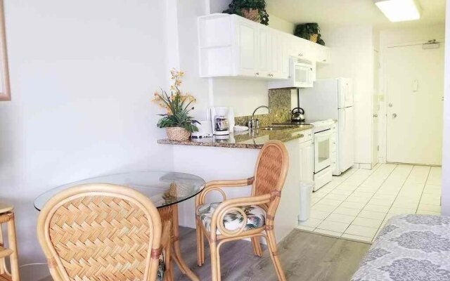 Ilikai Marina Studio City View Condos with Fully Equipped Kitchens & Free Wifi