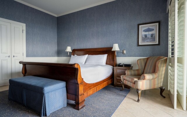 Madison Beach Hotel, Curio Collection by Hilton