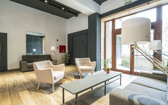 Hotel MET Pamplona