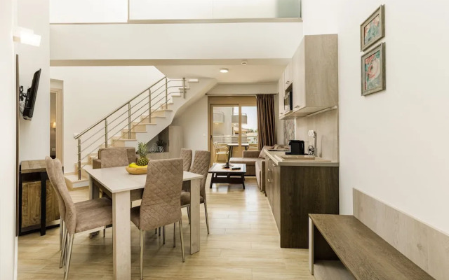 Aria Garden Suites