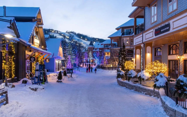 Mountain Walk - Blue Mountain Resort