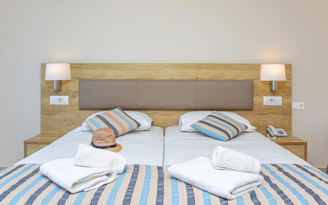 Theodosis Apartments