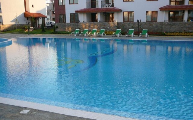 Apartment on Apollon Complex