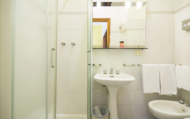 Hotel Carrobbio