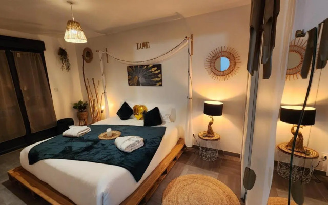 TOPAZE Nuitée Romantique avec Jacuzzi