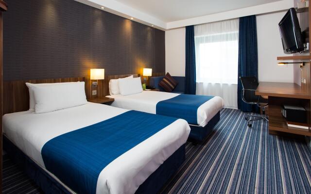 Holiday Inn Express London - Wimbledon South, an IHG Hotel