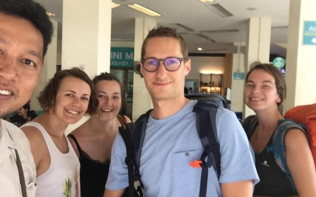 You In House URT Surathani Airport