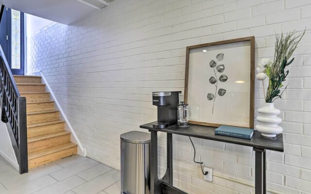 Central Philly Townhome w/ Patio & City Views!