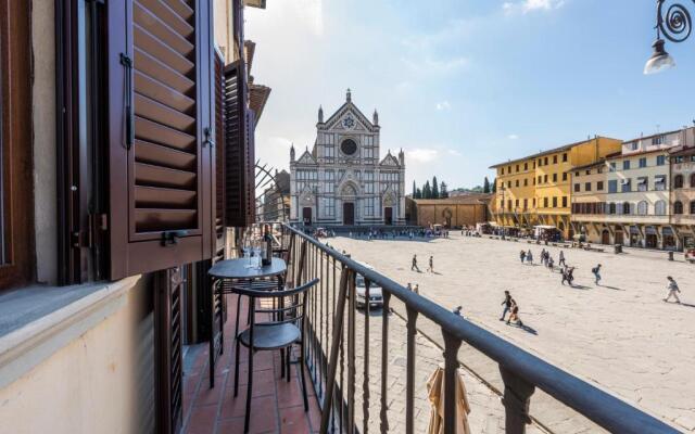 Santa Croce Palace by Mmega