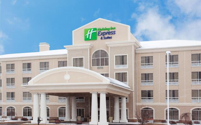 Holiday Inn Express Hotel & Suites Rockford-Loves Park, an IHG Hotel