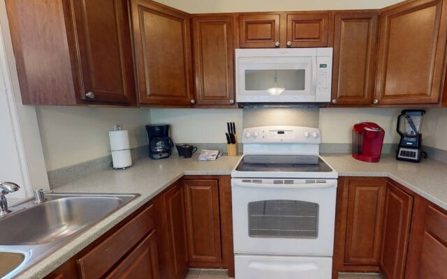 Peacock Bungalow - Left