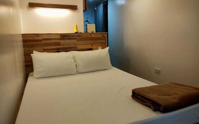 Kaliraya Surf Kamp by Eco Hotel Laguna