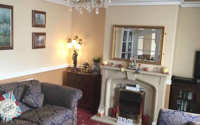White Lodge Guest House