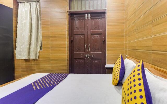 SPOT ON 41680 Hotel Metro