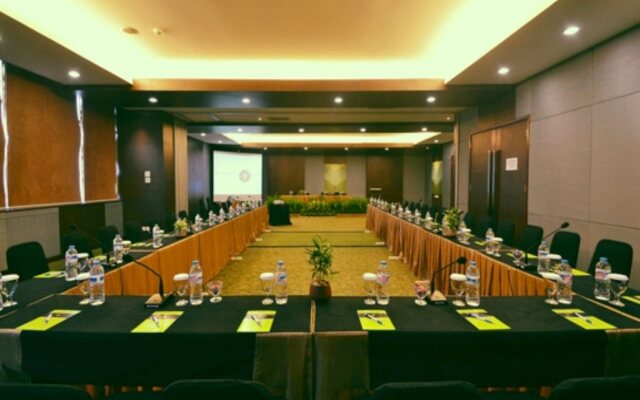 IPB Hotel And Convention Center