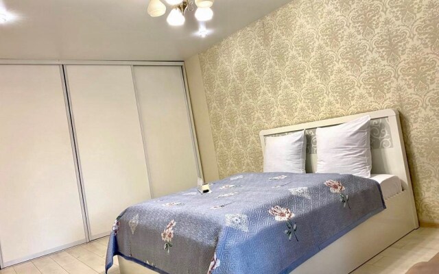 West 39 na Gajdara 15A