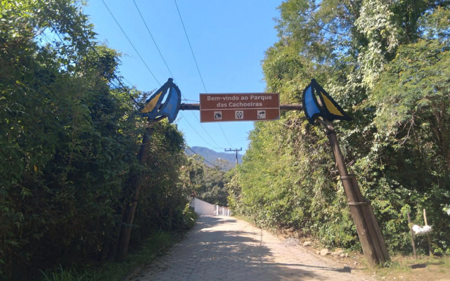 parque das cachoeira chale 2