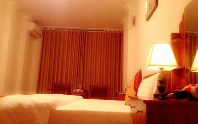 Avalon Hotel