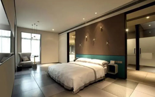 MINI Hotel