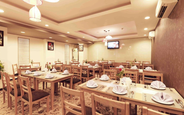 TTC Hotel Deluxe Tan Binh