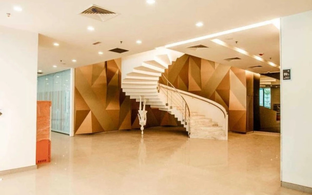 Summer Suites Residences By Plush