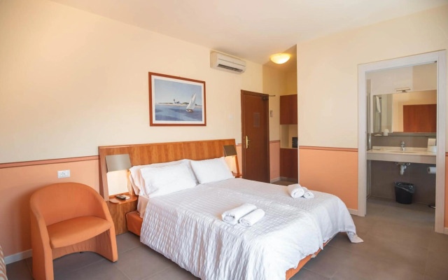 Hotel Romeo
