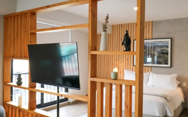 w Amazing 2BR in the Heart of Miraflores