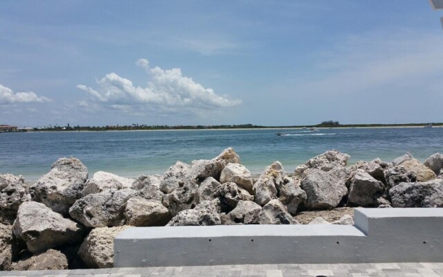 Island's End Resort