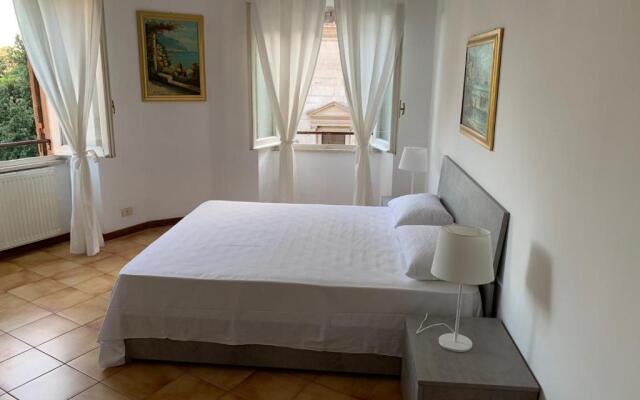 Arion Holiday Home