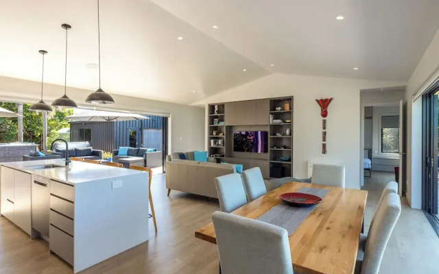 The Golden Pohutukawa Beach House